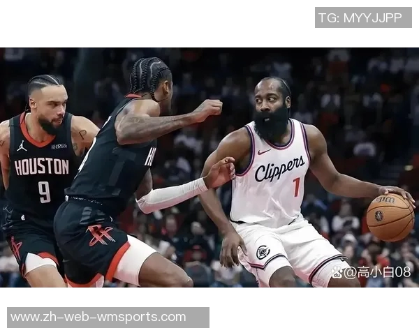 快船与火箭激战正酣谁能在西部赛区争夺更高荣誉